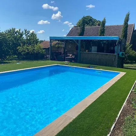 Gite De L'Ebaupin Louchy-Montfand Exterior photo