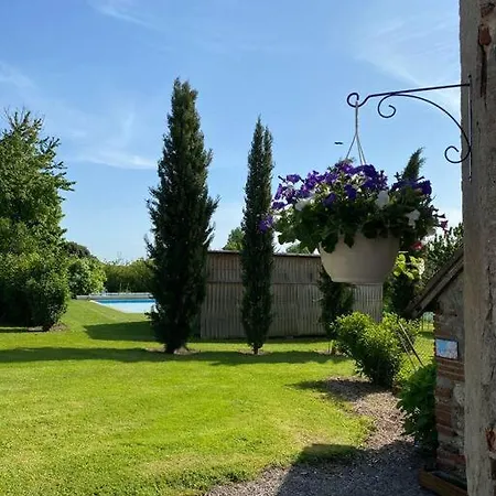 Gite De L'Ebaupin Louchy-Montfand Exterior photo