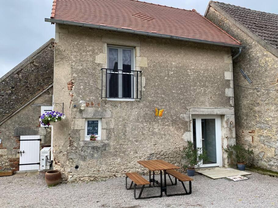 De L'ebaupin Holiday home Louchy-Montfand